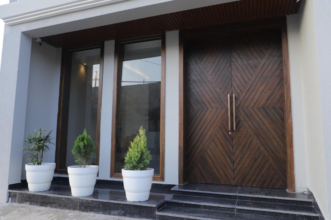 Hotel The Royal Casa Ludhiana Zewnętrze zdjęcie