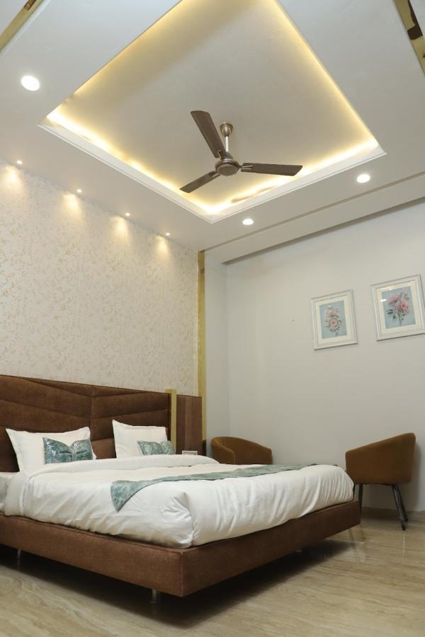Hotel The Royal Casa Ludhiana Zewnętrze zdjęcie