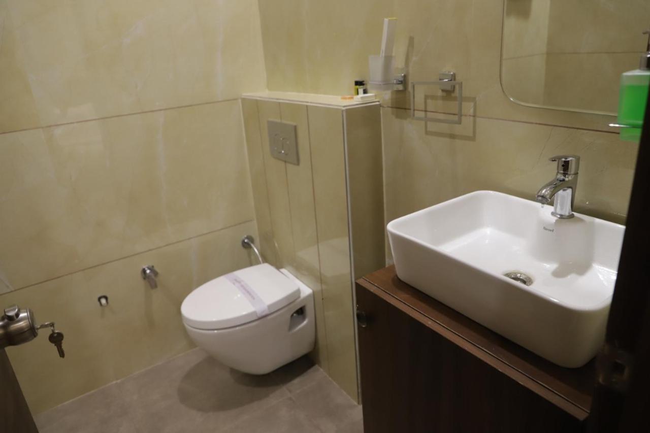 Hotel The Royal Casa Ludhiana Zewnętrze zdjęcie